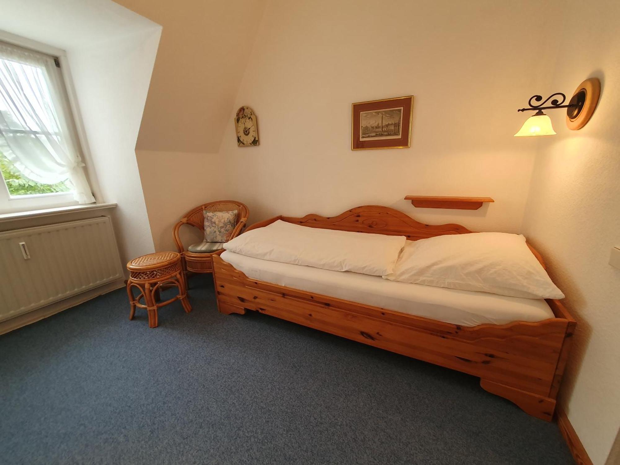 Landhaus Saaleck Наумбург Стая снимка